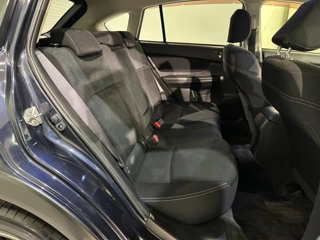 ＸＶ ２．０ｉ－Ｌ　アイサイト　ナビ　４ＷＤ　ＥＴＣ　アダプティブクルーズコントロール　レーンアシスト　パワーシート　衝突被害軽減システム　オートライト　ＨＩＤ　アルミホイール　スマートキー　アイドリングストップ　電動格納ミラー（32枚目）