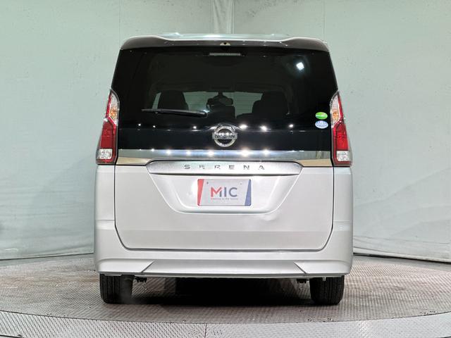 セレナ Ｂ　ＥＴＣ　ナビ　ＴＶ　オートクルーズコントロール　両側スライドドア　オートライト　キーレスエントリー　電動格納ミラー　３列シート　ＣＶＴ　ＣＤ　ミュージックプレイヤー接続　パワーウインドウ（19枚目）