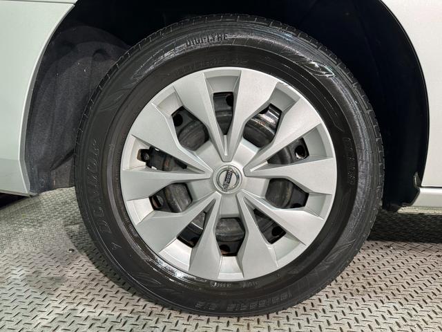 セレナ Ｂ　ＥＴＣ　ナビ　ＴＶ　オートクルーズコントロール　両側スライドドア　オートライト　キーレスエントリー　電動格納ミラー　３列シート　ＣＶＴ　ＣＤ　ミュージックプレイヤー接続　パワーウインドウ（54枚目）