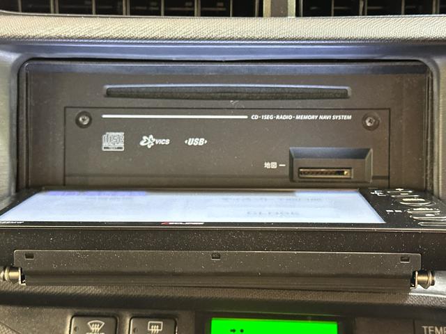 アクア G ナビ ETC オートライト スマートキー 電動格納ミラー CVT 衝突安全ボディ ABS ESC CD エアコン パワーステアリング パワーウィンドウ エアバッグ(7枚目)