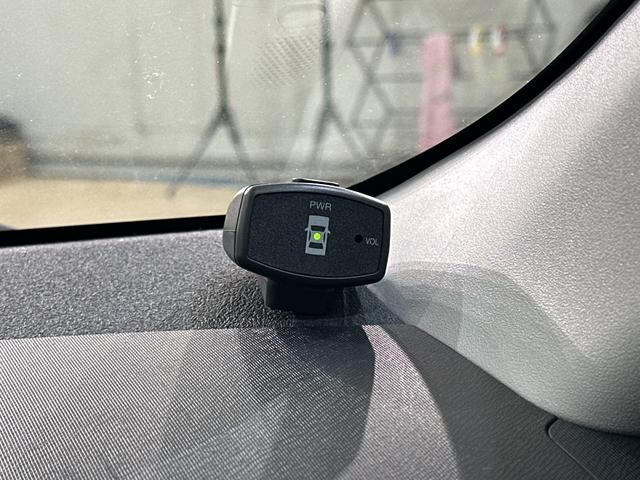 アクア G ナビ ETC オートライト スマートキー 電動格納ミラー CVT 衝突安全ボディ ABS ESC CD エアコン パワーステアリング パワーウィンドウ エアバッグ(12枚目)