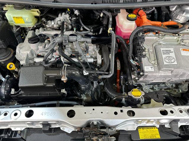 アクア G ナビ ETC オートライト スマートキー 電動格納ミラー CVT 衝突安全ボディ ABS ESC CD エアコン パワーステアリング パワーウィンドウ エアバッグ(20枚目)