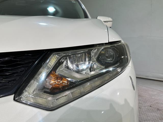 エクストレイル 20Xt エマージェンシーブレーキパッケージ 4WD ドライブレコーダー ETC 全周囲カメラ クリアランスソナー オートクルーズコントロール 衝突被害軽減システム オートライト LEDヘッドランプ 電動リアゲート アルミホイール スマートキー(27枚目)