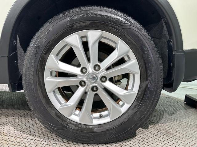 エクストレイル 20Xt エマージェンシーブレーキパッケージ 4WD ドライブレコーダー ETC 全周囲カメラ クリアランスソナー オートクルーズコントロール 衝突被害軽減システム オートライト LEDヘッドランプ 電動リアゲート アルミホイール スマートキー(43枚目)