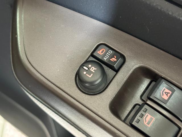 タンク Ｘ　Ｓ　ＥＴＣ　バックカメラ　ナビ　両側スライド・片側電動　クリアランスソナー　衝突被害軽減システム　オートマチックハイビーム　オートライト　スマートキー　アイドリングストップ　ＡＢＳ　エアバッグ（30枚目）