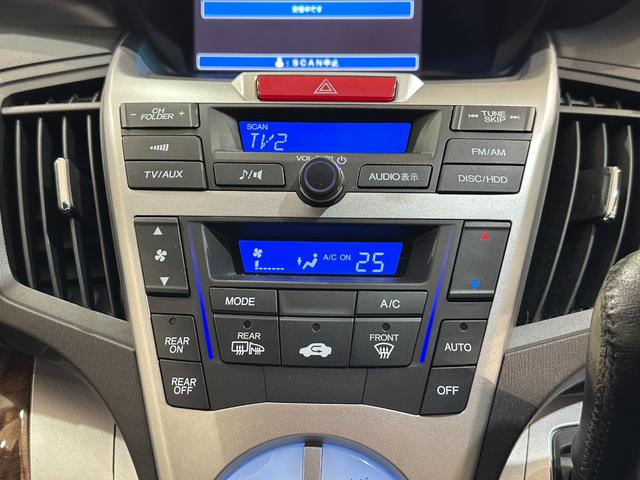 オデッセイ MX・エアロパッケージ ETC バックカメラ ナビ TV HID キーレス 電動格納ミラー 3列シート CVT アルミホイール CD DVD再生 衝突安全ボディ ABS ESC エアコン ABS エアバッグ Wエアコン(11枚目)