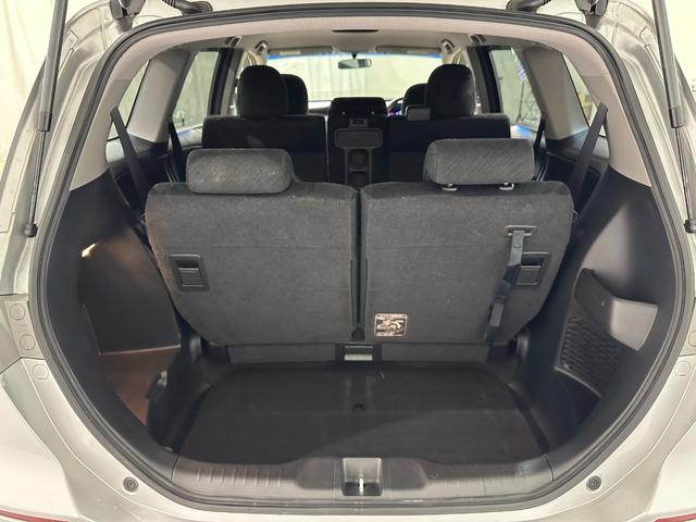 オデッセイ MX・エアロパッケージ ETC バックカメラ ナビ TV HID キーレス 電動格納ミラー 3列シート CVT アルミホイール CD DVD再生 衝突安全ボディ ABS ESC エアコン ABS エアバッグ Wエアコン(30枚目)