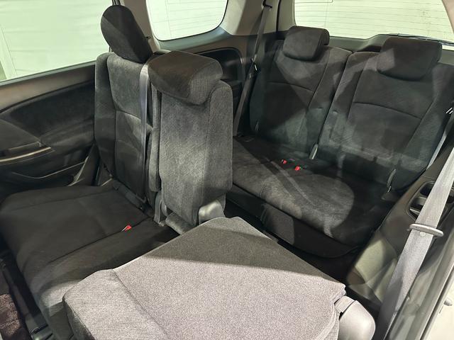 オデッセイ MX・エアロパッケージ ETC バックカメラ ナビ TV HID キーレス 電動格納ミラー 3列シート CVT アルミホイール CD DVD再生 衝突安全ボディ ABS ESC エアコン ABS エアバッグ Wエアコン(35枚目)