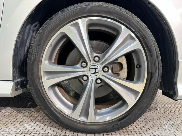 オデッセイ MX・エアロパッケージ ETC バックカメラ ナビ TV HID キーレス 電動格納ミラー 3列シート CVT アルミホイール CD DVD再生 衝突安全ボディ ABS ESC エアコン ABS エアバッグ Wエアコン(47枚目)