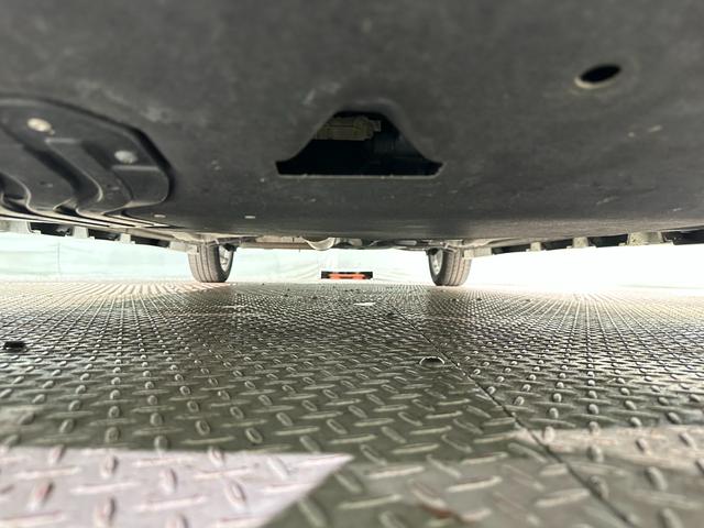 ソリオ ハイブリッドＭＸ　全周囲カメラ　ナビ　ＴＶ　両側スライド・片側電動　クリアランスソナー　アダプテイブクルーズコントロール　アルミホイール　オートライト　スマートキー　アイドリングストップ　電動格納ミラー　シートヒーター（23枚目）