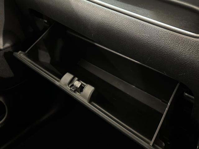 ソリオ ハイブリッドＭＸ　全周囲カメラ　ナビ　ＴＶ　両側スライド・片側電動　クリアランスソナー　アダプテイブクルーズコントロール　アルミホイール　オートライト　スマートキー　アイドリングストップ　電動格納ミラー　シートヒーター（43枚目）