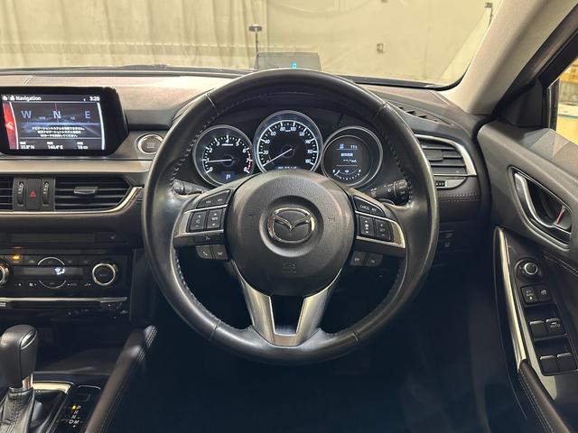 自ら操るハンドル！ドライバーの生命線です。お客様の目で実際にご確認ください。