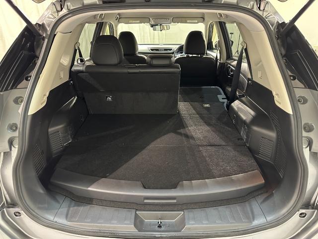 エクストレイル ２０Ｘ　ハイブリッド　エマージェンシーブレーキＰ　・４ＷＤ・衝突被害軽減システム・ナビ・ワンセグ・バックモニター・スマートキー・プッシュスタート・ＬＥＤヘッドライト・オートエアコン・オートライト・ＥＴＣ・純正アルミ・アイドリングストップ・禁煙車（33枚目）