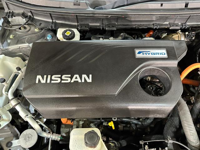 エクストレイル ２０Ｘ　ハイブリッド　エマージェンシーブレーキＰ　・４ＷＤ・衝突被害軽減システム・ナビ・ワンセグ・バックモニター・スマートキー・プッシュスタート・ＬＥＤヘッドライト・オートエアコン・オートライト・ＥＴＣ・純正アルミ・アイドリングストップ・禁煙車（44枚目）