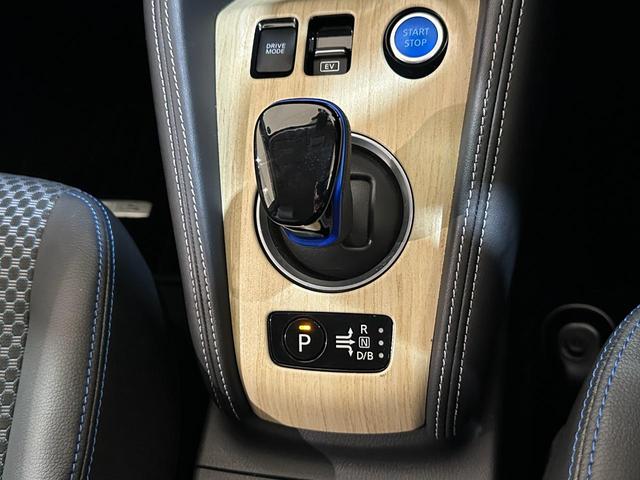 キックス X ワンオーナー ハーフレザー ETC 全周囲カメラ ナビ TV クリアランスソナー アダプティブクルーズコントロール 衝突被害軽減システム オートライト LEDヘッドランプ ヘッドライトウォッシャー(13枚目)