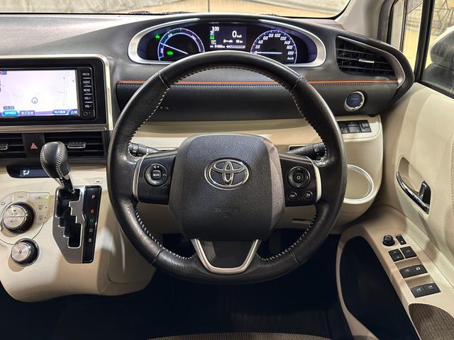 シエンタ ハイブリッドG ETC バックカメラ ナビ TV 衝突被害軽減システム 両側電動スライドドア オートマチックハイビーム スマートキー 電動格納ミラー 3列シート CVT アルミホイール CD Bluetooth(6枚目)