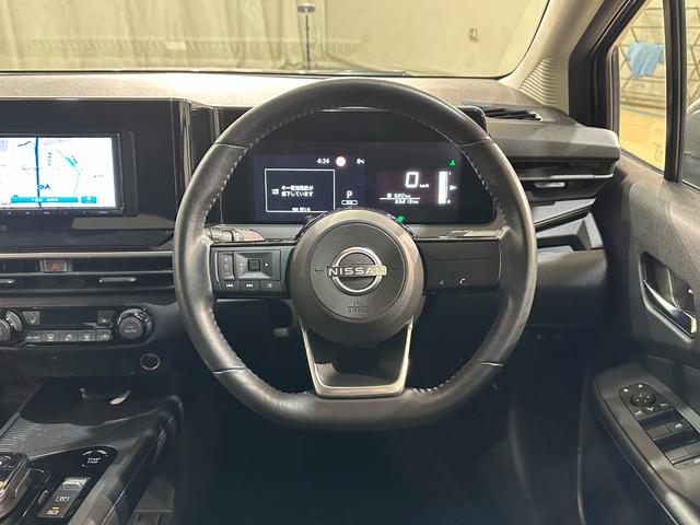 ノート X FOUR 4WD ドライブレコーダー ETC バックカメラ ナビ 衝突被害軽減システム オートマチックハイビーム オートライト スマートキー 電動格納ミラー シートヒーター Bluetooth(6枚目)