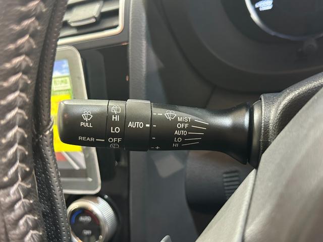 フォレスター S-リミテッド 4WD ドライブレコーダー ETC オートクルーズコントロール レーンアシスト パワーシート 衝突被害軽減システム オートライト LEDヘッドランプ アルミホイール スマートキー アイドリングストップ(9枚目)