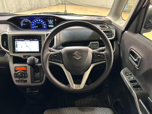 自ら操るハンドル！ドライバーの生命線です。お客様の目で実際にご確認ください。