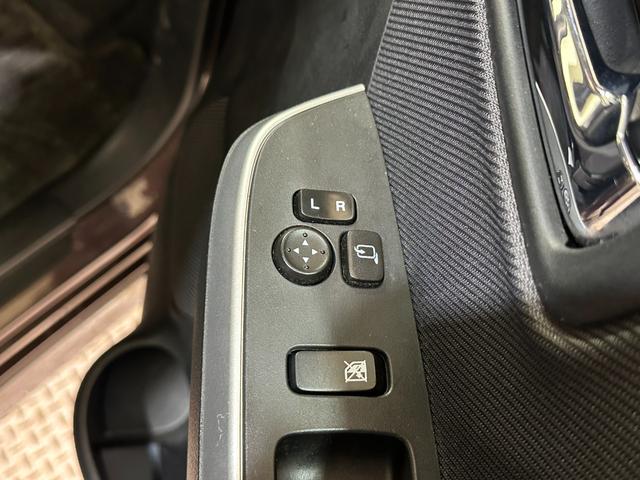 お車の知識がなくても大丈夫です！皆様のご来店をスタッフ一同、心よりお待ちしております。