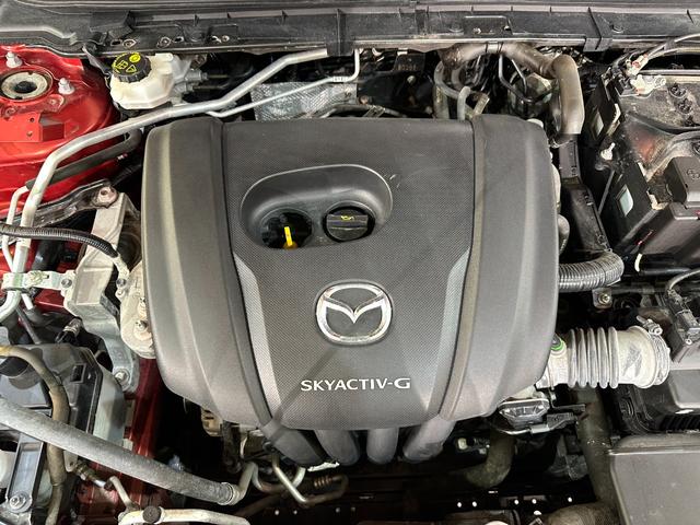 MAZDA3ファストバック 15Sツーリング ETC 全周囲カメラ ナビ アダプティブクルーズコントロール 衝突被害軽減システム アルミホイール オートマチックハイビーム オートライト デジタルインナーミラー Bluetooth CD(32枚目)