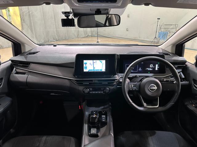 車を運転する際には運転席の存在は欠かせません。なのでしっかりとチェックしたいポイントですね。