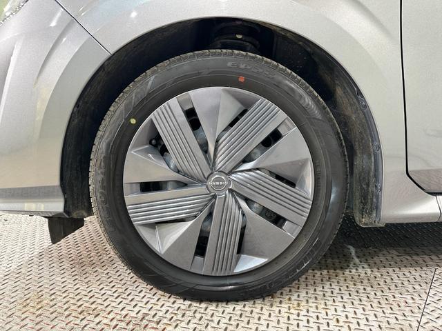 ご覧頂きまして誠に有難うございます！！是非ご来店して頂き、実際にご覧になって頂ければと思います。お客様からのご連絡をスタッフ一同、心よりお待ちしております