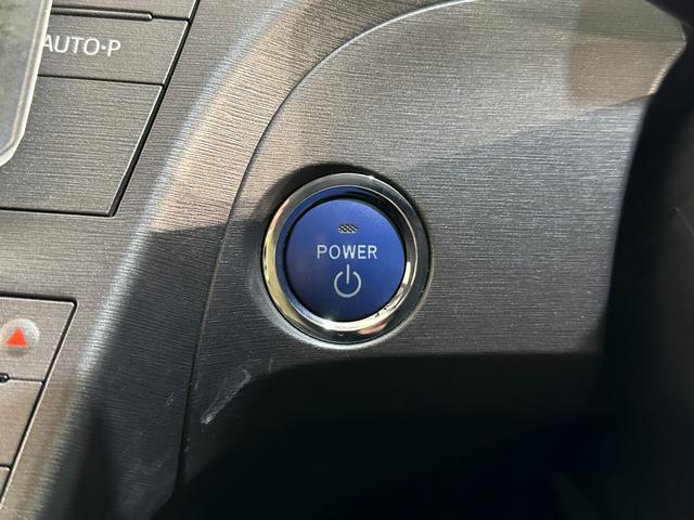 プリウス Ｓ　ナビ　ワンオーナー　ドライブレコーダー　ＥＴＣ　オートライト　ＨＩＤ　ＣＶＴ　電動格納ミラー　衝突安全ボディ　ＡＢＳ　エアコン　パワーステアリング　パワーウィンドウ　ドライブレコーダー（10枚目）