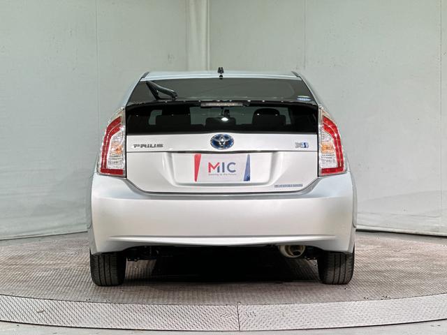 プリウス Ｓ　ナビ　ワンオーナー　ドライブレコーダー　ＥＴＣ　オートライト　ＨＩＤ　ＣＶＴ　電動格納ミラー　衝突安全ボディ　ＡＢＳ　エアコン　パワーステアリング　パワーウィンドウ　ドライブレコーダー（19枚目）