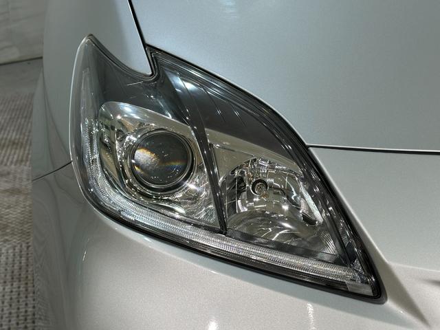 プリウス Ｓ　ナビ　ワンオーナー　ドライブレコーダー　ＥＴＣ　オートライト　ＨＩＤ　ＣＶＴ　電動格納ミラー　衝突安全ボディ　ＡＢＳ　エアコン　パワーステアリング　パワーウィンドウ　ドライブレコーダー（27枚目）