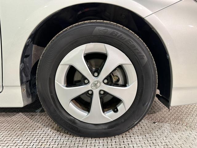 プリウス Ｓ　ナビ　ワンオーナー　ドライブレコーダー　ＥＴＣ　オートライト　ＨＩＤ　ＣＶＴ　電動格納ミラー　衝突安全ボディ　ＡＢＳ　エアコン　パワーステアリング　パワーウィンドウ　ドライブレコーダー（38枚目）