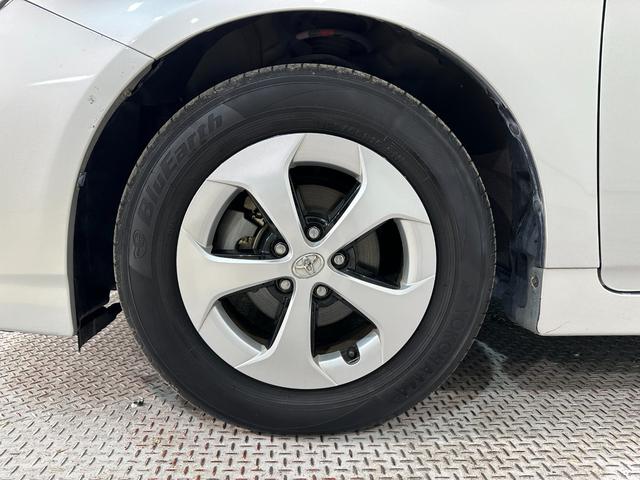 プリウス Ｓ　ナビ　ワンオーナー　ドライブレコーダー　ＥＴＣ　オートライト　ＨＩＤ　ＣＶＴ　電動格納ミラー　衝突安全ボディ　ＡＢＳ　エアコン　パワーステアリング　パワーウィンドウ　ドライブレコーダー（41枚目）
