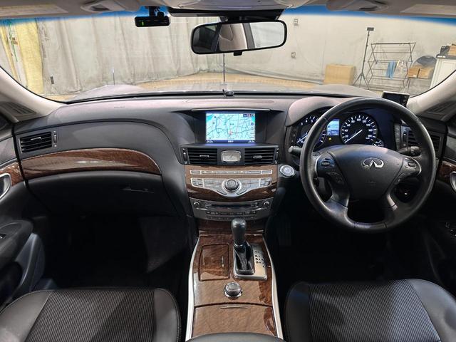 この度は当店のお車をご覧になっていただき、誠にありがとうございます。ぜひじっくりとご検討下さい。気軽にお問合せ・お見積りお待ちしております。