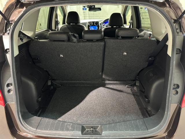 ノート メダリスト　Ｓチャージャー　ＥＴＣ　全周囲カメラ　ナビ　ＴＶ　クリアランスソナー　衝突被害軽減システム　アルミホイール　オートライト　ＬＥＤヘッドランプ　スマートキー　アイドリングストップ（34枚目）