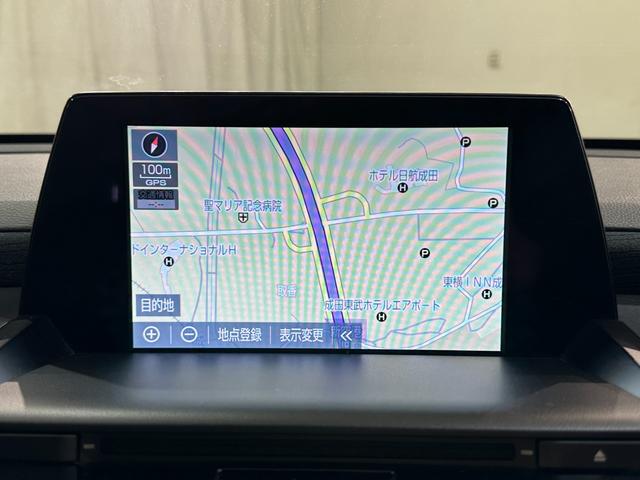 クラウンハイブリッド Ｓ　Ｃパッケージ　ＥＴＣ　クリアランスソナー　アダプティブクルーズコントロール　衝突被害軽減システム　バックカメラ　ナビ　ＴＶ　アルミホイール　オートマチックハイビーム　オートライト　Ｂｌｕｅｔｏｏｔｈ（8枚目）