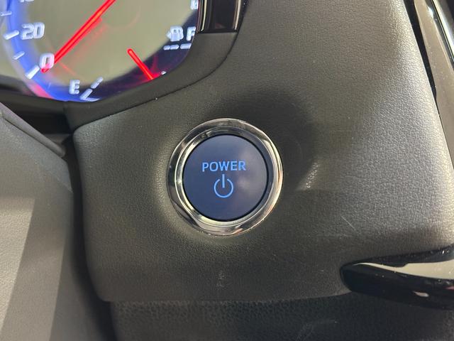 クラウンハイブリッド Ｓ　Ｃパッケージ　ＥＴＣ　クリアランスソナー　アダプティブクルーズコントロール　衝突被害軽減システム　バックカメラ　ナビ　ＴＶ　アルミホイール　オートマチックハイビーム　オートライト　Ｂｌｕｅｔｏｏｔｈ（14枚目）