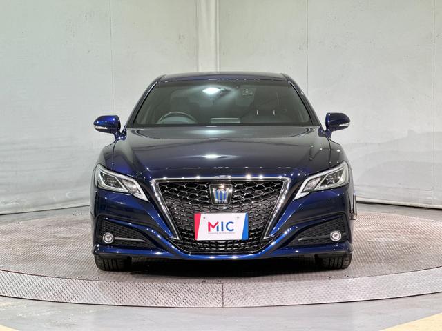 クラウンハイブリッド Ｓ　Ｃパッケージ　ＥＴＣ　クリアランスソナー　アダプティブクルーズコントロール　衝突被害軽減システム　バックカメラ　ナビ　ＴＶ　アルミホイール　オートマチックハイビーム　オートライト　Ｂｌｕｅｔｏｏｔｈ（17枚目）