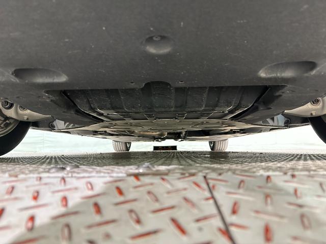 クラウンハイブリッド Ｓ　Ｃパッケージ　ＥＴＣ　クリアランスソナー　アダプティブクルーズコントロール　衝突被害軽減システム　バックカメラ　ナビ　ＴＶ　アルミホイール　オートマチックハイビーム　オートライト　Ｂｌｕｅｔｏｏｔｈ（24枚目）