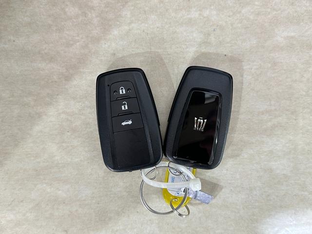 クラウンハイブリッド Ｓ　Ｃパッケージ　ＥＴＣ　クリアランスソナー　アダプティブクルーズコントロール　衝突被害軽減システム　バックカメラ　ナビ　ＴＶ　アルミホイール　オートマチックハイビーム　オートライト　Ｂｌｕｅｔｏｏｔｈ（48枚目）