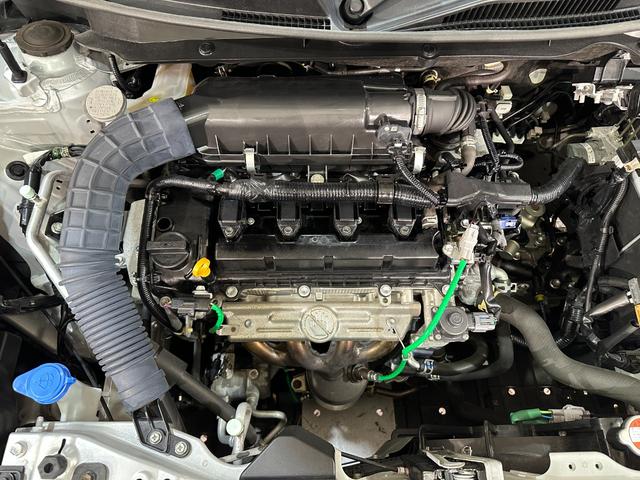 スイフト ＸＬ　セーフティパッケージ装着車　ドライブレコーダー　バックカメラ　オートクルーズコントロール　衝突被害軽減システム　アルミホイール　オートライト　スマートキー　電動格納ミラー　シートヒーター　ＭＴ　パワーウインドウ（22枚目）