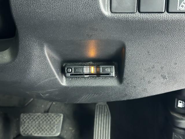 シャトル ハイブリッド　ホンダセンシング　ドライブレコーダー　ＥＴＣ　バックカメラ　ナビ　アダプティブクルーズコントロール　レーンアシスト　衝突被害軽減システム　オートライト　スマートキー　電動格納ミラー　衝突安全ボディ　Ｂｌｕｅｔｏｏｔｈ（11枚目）