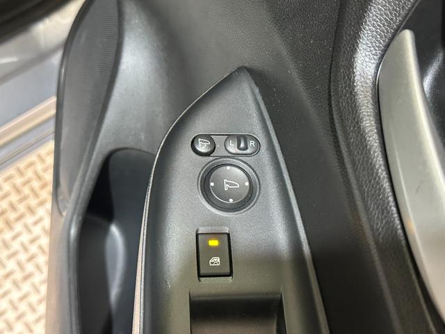 シャトル ハイブリッド　ホンダセンシング　ドライブレコーダー　ＥＴＣ　バックカメラ　ナビ　アダプティブクルーズコントロール　レーンアシスト　衝突被害軽減システム　オートライト　スマートキー　電動格納ミラー　衝突安全ボディ　Ｂｌｕｅｔｏｏｔｈ（28枚目）