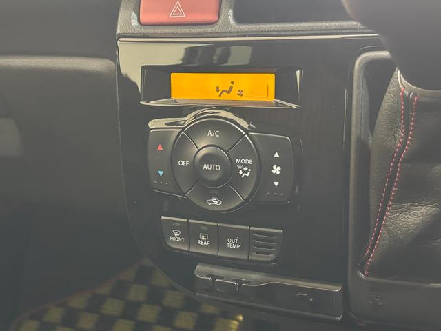 アルトターボＲＳ ベースグレード　レーダーブレーキサポート　ターボ　ＥＴＣ　バックカメラ　ナビ　ＴＶ　衝突被害軽減システム　オートライト　ＨＩＤ　スマートキー　アイドリングストップ　電動格納ミラー　シートヒーター　ＡＴ　ＡＢＳ　ＥＳＣ　ＣＤ　Ｂｌｕｅｔｏｏｔｈ（13枚目）