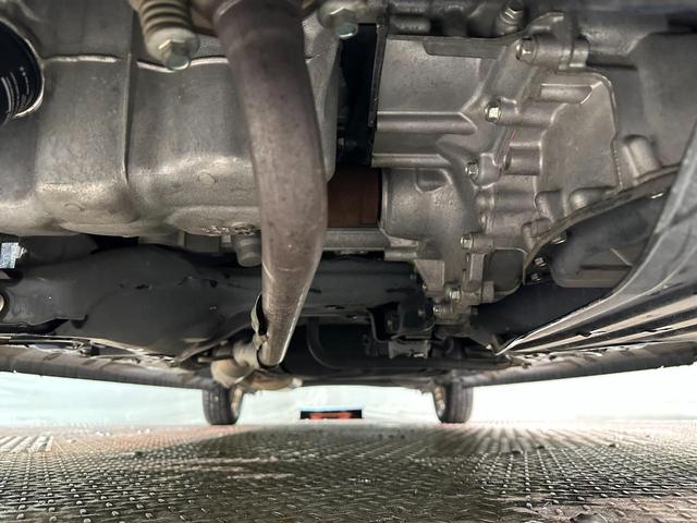 Ｎ－ＢＯＸ ２トーンカラースタイル　Ｇ・Ｌパッケージ　ＥＴＣ　バックカメラ　両側電動スライドドア　ナビ　ＴＶ　衝突被害軽減システム　オートライト　スマートキー　アイドリングストップ　電動格納ミラー　ベンチシート　ＣＶＴ（45枚目）