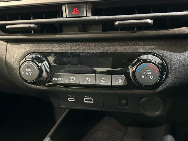 ノート Ｘ　全周囲カメラ　ナビ　ＴＶ　衝突被害軽減システム　オートマチックハイビーム　オートライト　スマートキー　電動格納ミラー　Ｂｌｕｅｔｏｏｔｈ　ＡＢＳ　パワーウインドウ　禁煙車　エアバッグ（33枚目）