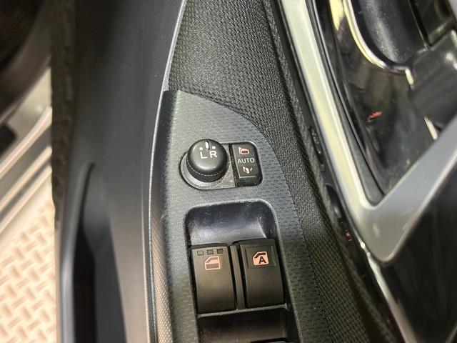 ムーヴ カスタム　Ｘリミテッド　ＳＡＩＩＩ　ドライブレコーダー　ＥＴＣ　バックカメラ　ナビ　ＴＶ　衝突被害軽減システム　オートマチックハイビーム　オートライト　スマートキー　アイドリングストップ　電動格納ミラー　Ｂｌｕｅｔｏｏｔｈ（14枚目）