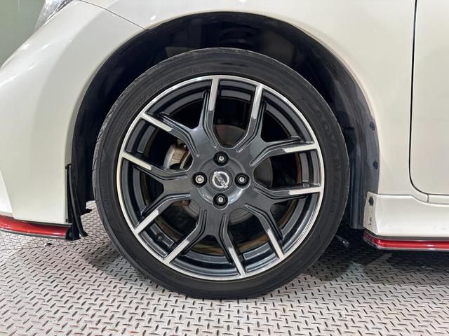 ノート ニスモ　Ｓ　ＥＴＣナビ　ＴＶ　アルミホイール　オートライト　ＬＥＤヘッドランプ　スマートキー　電動格納ミラー　ＭＴ　盗難防止システム　衝突安全ボディ　ＡＢＳ　ＥＳＣ　ＣＤ　ＵＳＢ（44枚目）