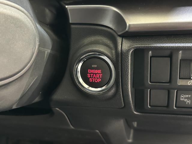 ＸＶ ２．０ｉ－Ｌ　アイサイト　４ＷＤ　ＥＴＣ　バックカメラ　オートクルーズコントロール　レーンアシスト　衝突被害軽減システム　ナビ　ＴＶ　オートライト　アルミホイール　スマートキー　アイドリングストップ　電動格納ミラー　ＣＶＴ（10枚目）