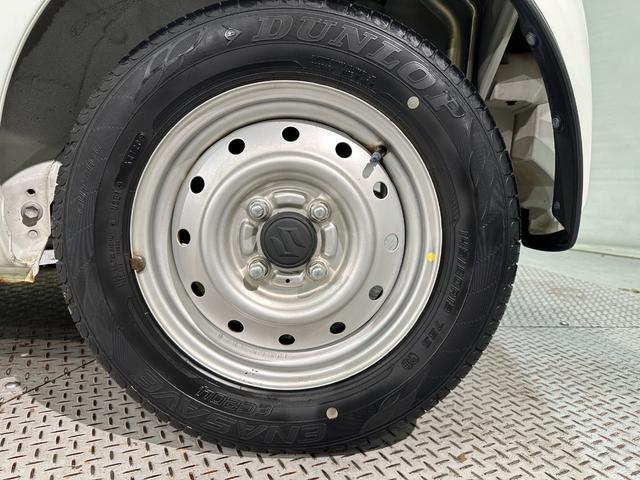 アルト ＶＰ　衝突被害軽減システム　キーレスエントリー　ＡＴ　盗難防止システム　ＡＢＳ　ＥＳＣ　衝突安全ボディ　エアコン　パワーステアリング（33枚目）