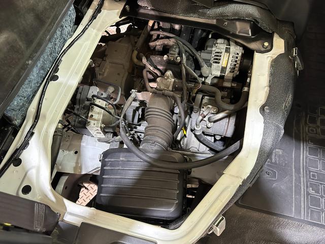 タウンエースバン ＧＬ　４ＷＤ　ドライブレコーダー　ＥＴＣ　ナビ　両側スライドドア　キーレスエントリー　ＡＴ　ＣＤ　ＤＶＤ再生　エアコン　ＡＢＳ（36枚目）